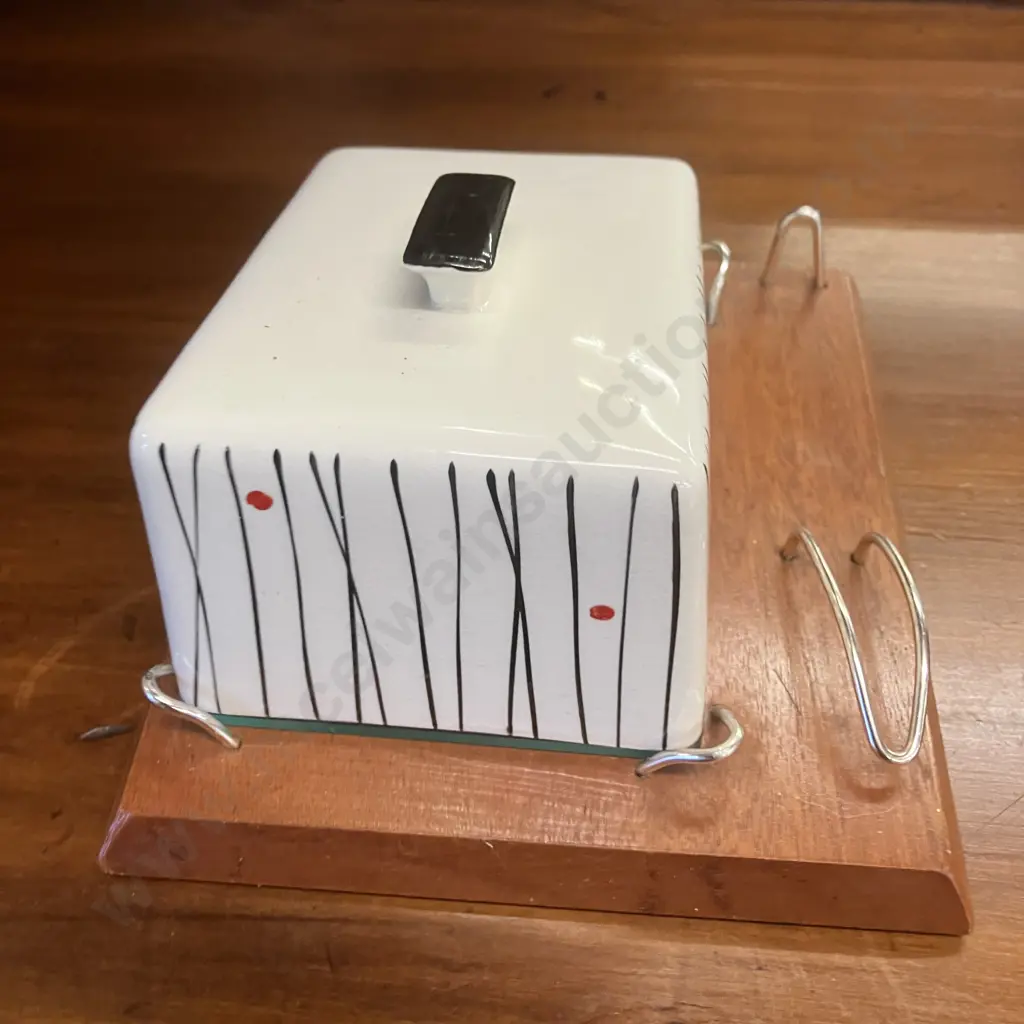 Kirkham Pottery Butter Dish And Wynncraft Stand Red Dot Black Streak Atomic & Retro Fondue Forks With Salt & Pepper Set Image 1++