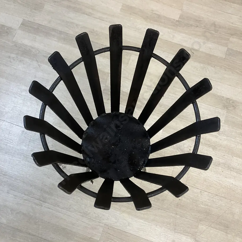 Black Steel Brazier. 77 x 39cm Image 1++