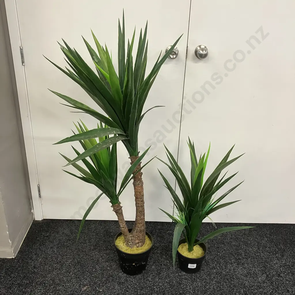 Yucca With Pot 120cm & Yucca With Pot 75cm - Artificial Plants Image 1++