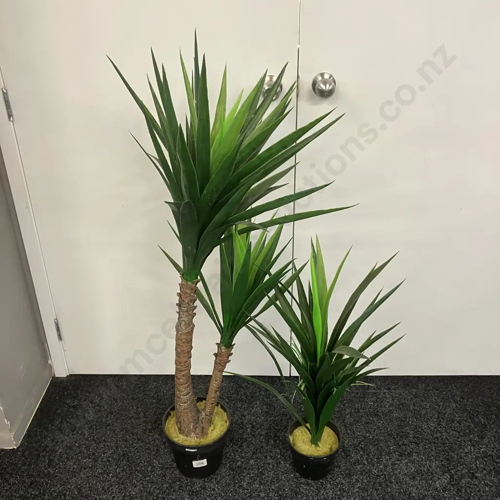 Yucca With Pot 120cm & Yucca With Pot 75cm - Artificial Plants Image 1++