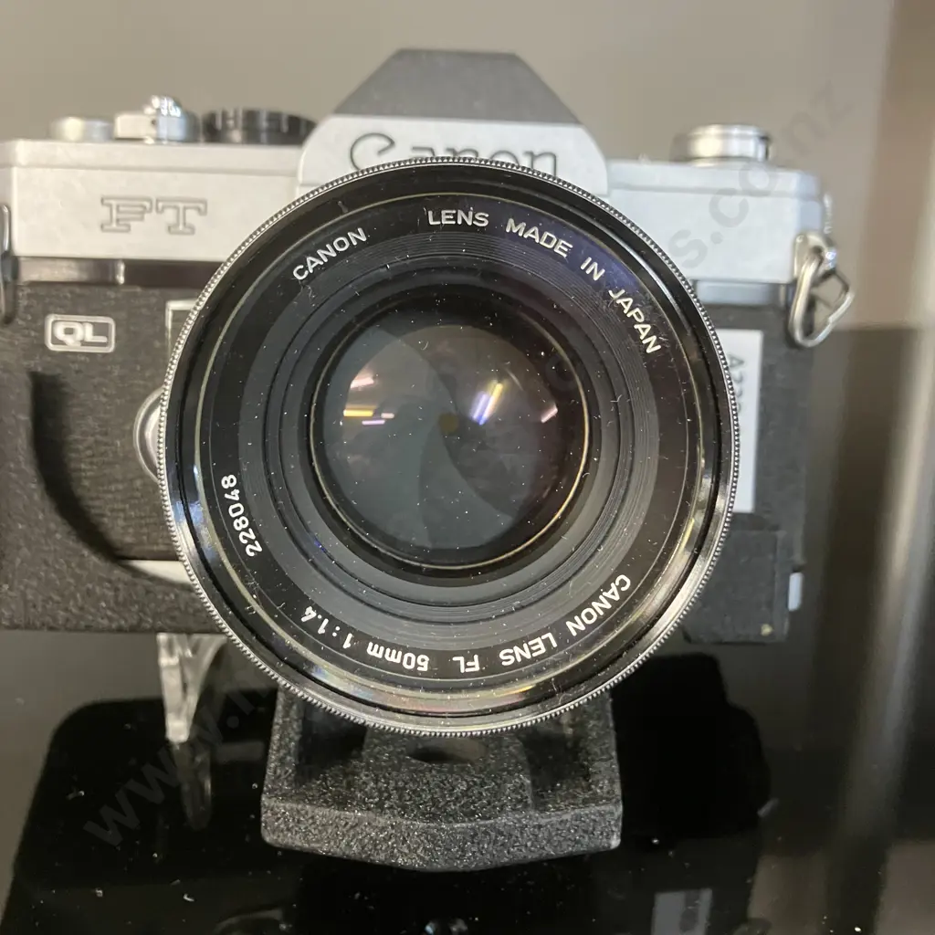 Canon Model FT QL 35mm SLR Camera (#588318) With Canon FL 50mm f1.4 Lens (#228048) JAPAN 1956 Image 1++