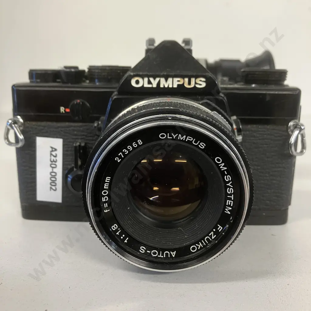 Olympus OM-1 Black 35mm SLR Camera, Varimagni Right Angle View Finder 1.2x 2.5x, F.Zuiko Auto-S 50mm f/1.8 Lens - Japan Image 1++