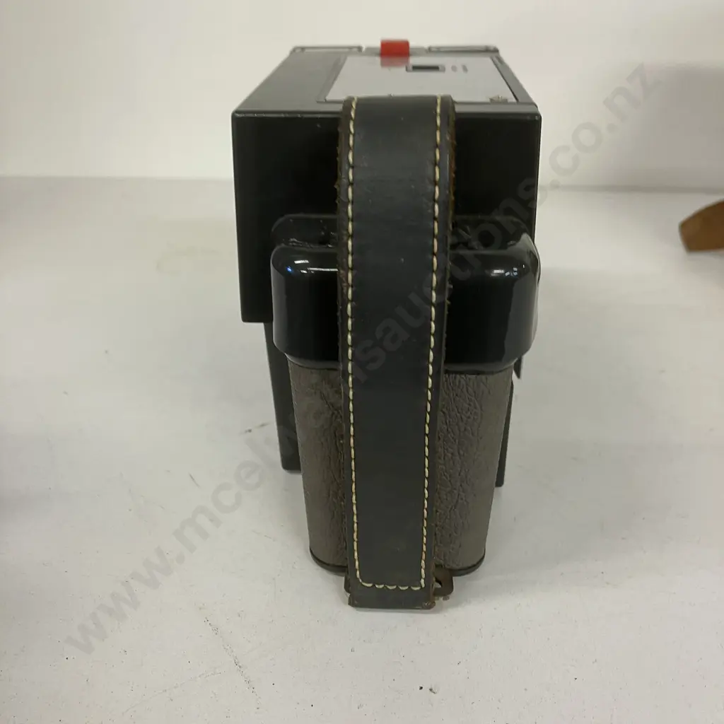 Vintage 1960s Triad Corp Fotron Camera With Original Leather Case - Glendale, California Image 1++