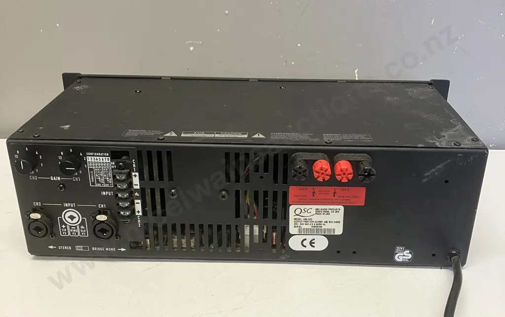 QSC USA 900 Professional Power Amplifier - 450W per Channel @ 4 Ohms Image 1++