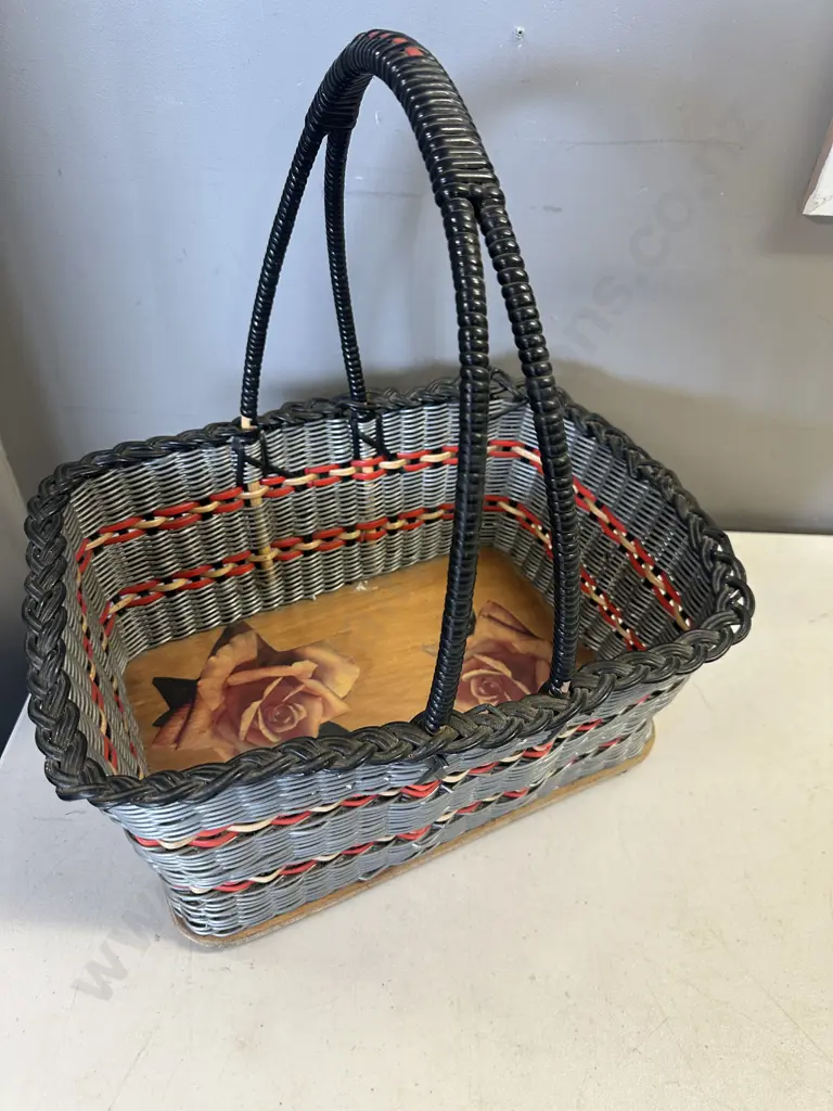 Retro Plastic Wicker Basket. H41 W39 D31cm Image 1++
