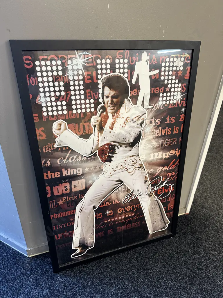 Framed Poster Of Elvis Presley H97,W66cm. Image 1++