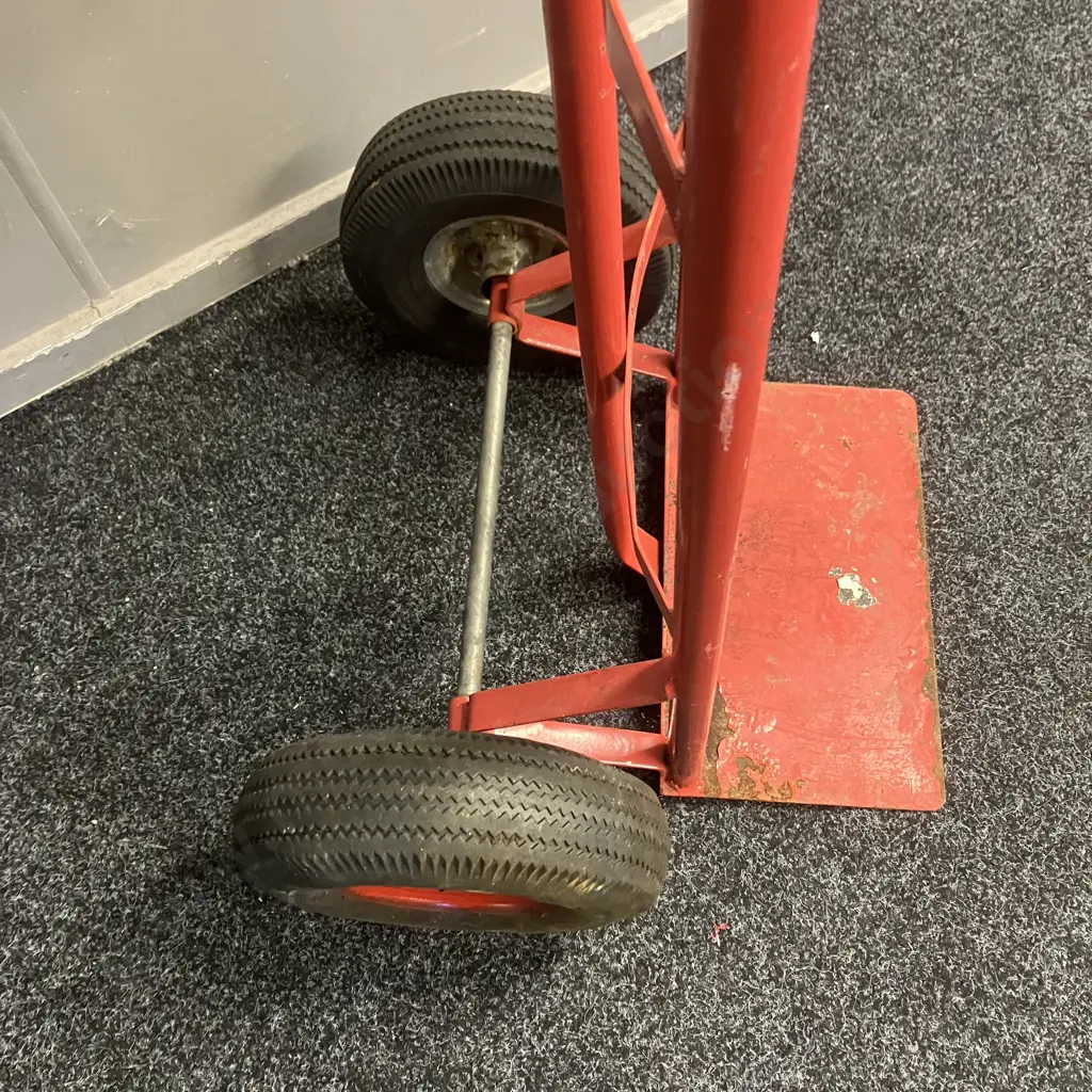 Red Sack Barrow Image 1++