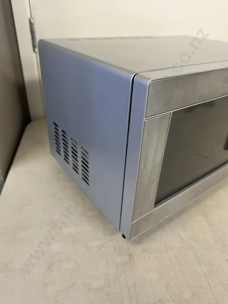Zip Microwave 1300w  Image 1++