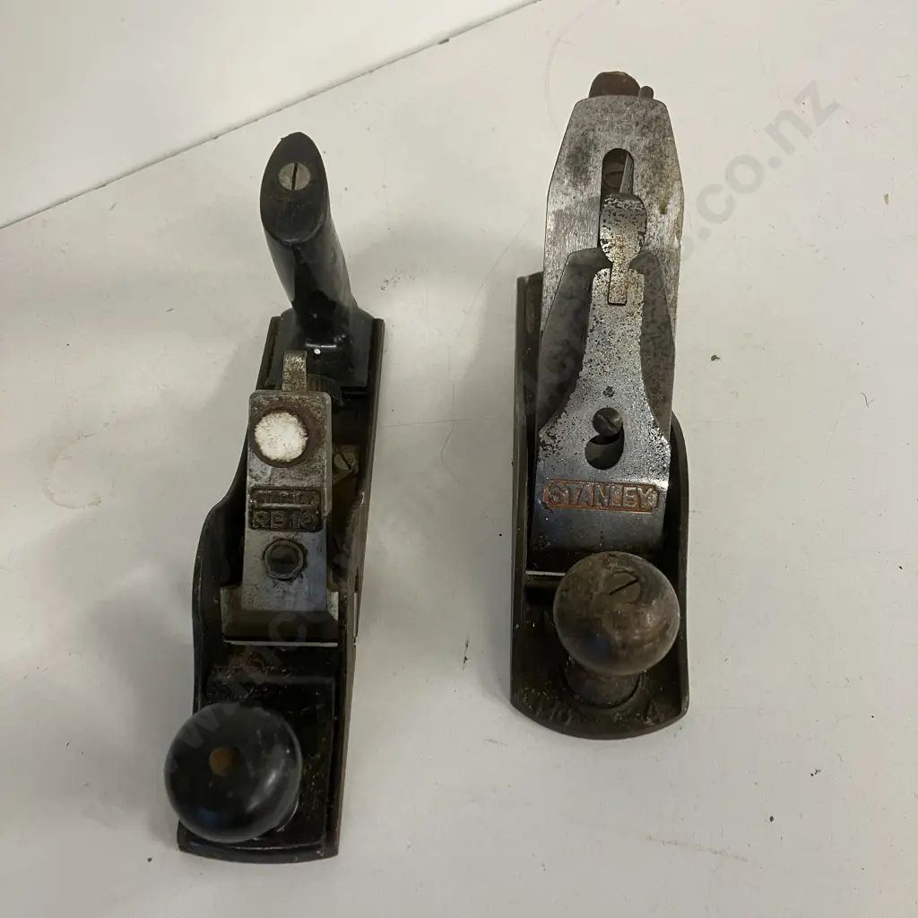 Vintage Stanley RB10 Wood Plane Made In England & Stanley Bailey No4 Wood Plane Made In England Image 1++