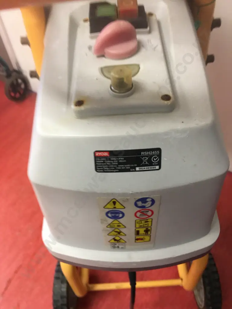 Ryobi Garden Shredder Model RSH2455 Image 1++