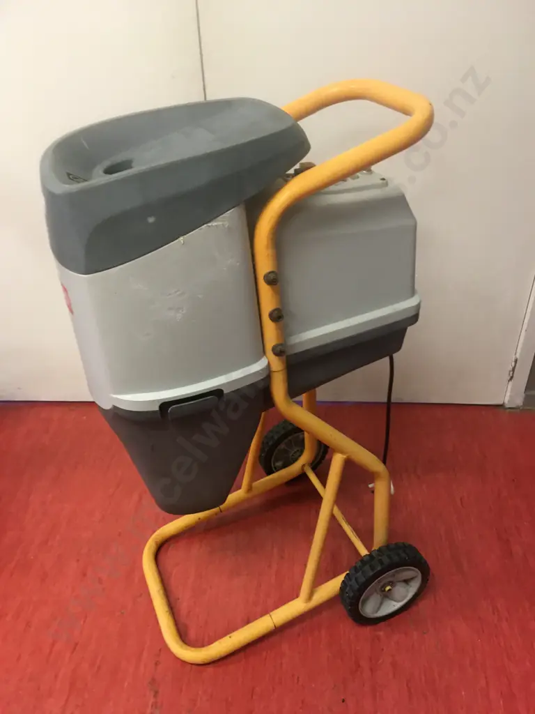 Ryobi Garden Shredder Model RSH2455 Image 1++