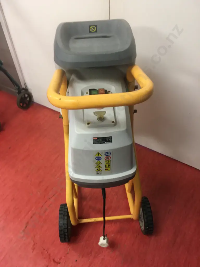 Ryobi Garden Shredder Model RSH2455 Image 1++