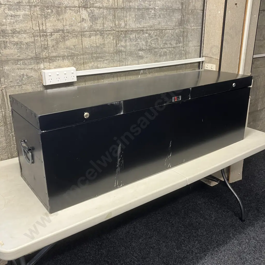 Supercheap 220 Litre Toolbox Painted Black (No Keys). H44 W136.5 D39cm Image 1++