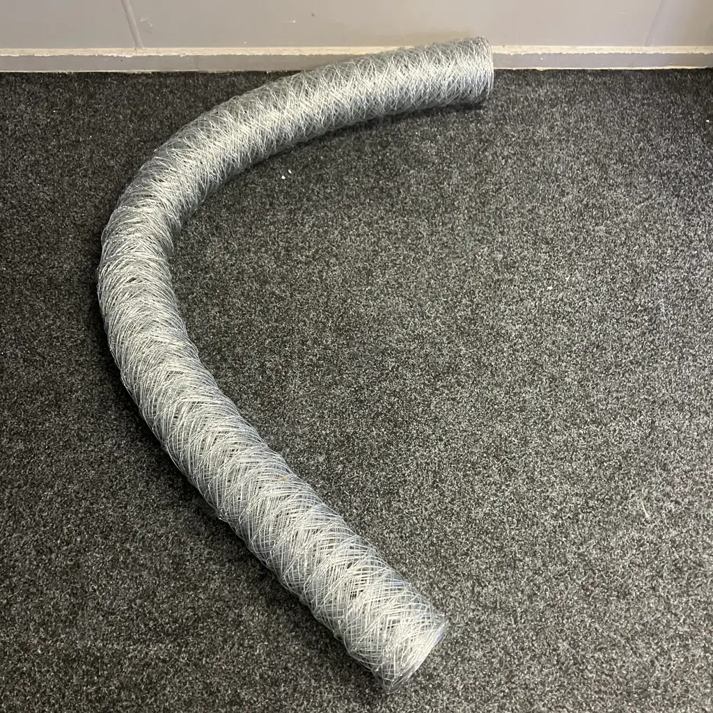 Roll of Wire Netting Image 1++