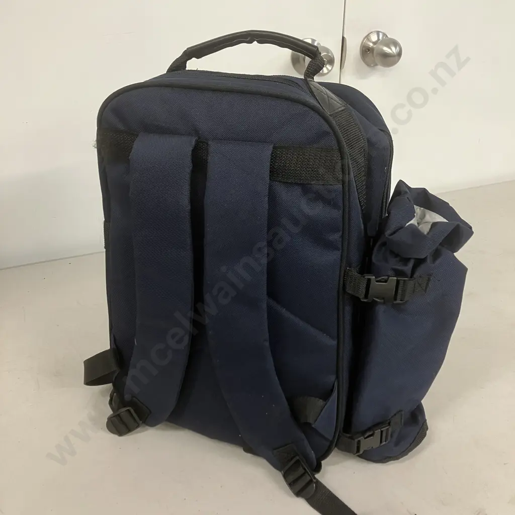 Navy Blue 4 Person Picnic Backpack Image 1++