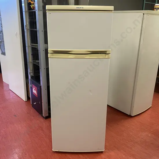 Aspira 202 Litre Fridge Freezer - Model TWLTRF-20
