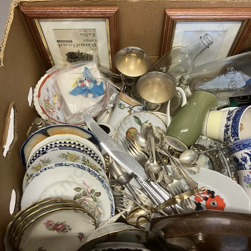 Box Lot China, Silverware, Glass Etc Image 1++