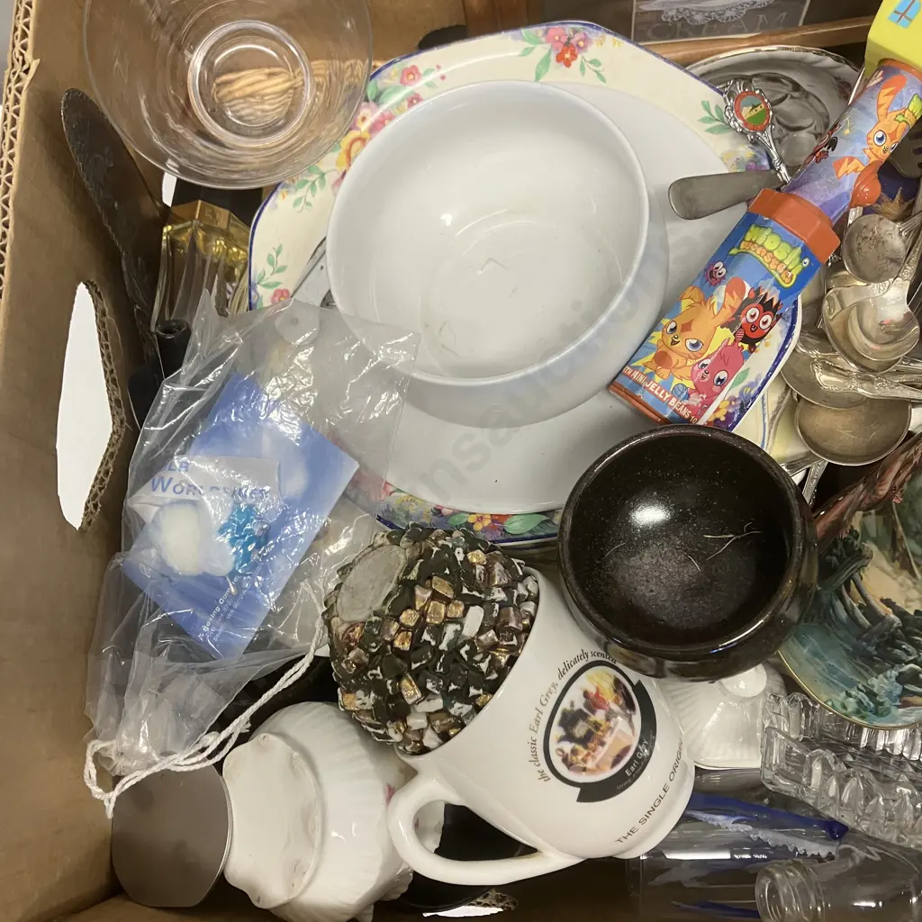 Box Lot China, Silverware, Glass Etc Image 1++