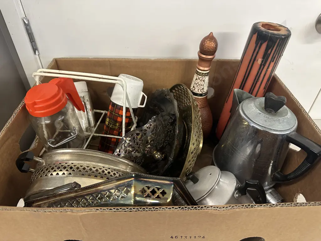 Box Of Assorted Vintage Items Including Electric Jug, Silverware Etc Image 1++
