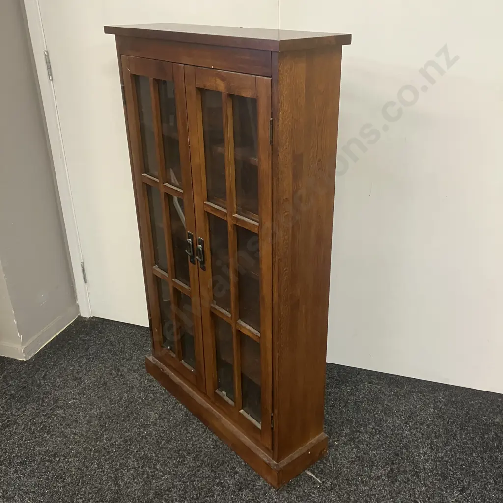 Mission Style Oak Curio Cabinet, 4 Adjustable Shelves, 2 Glass Doors, Wrought Handles. H115 W70 D20cm Image 1++