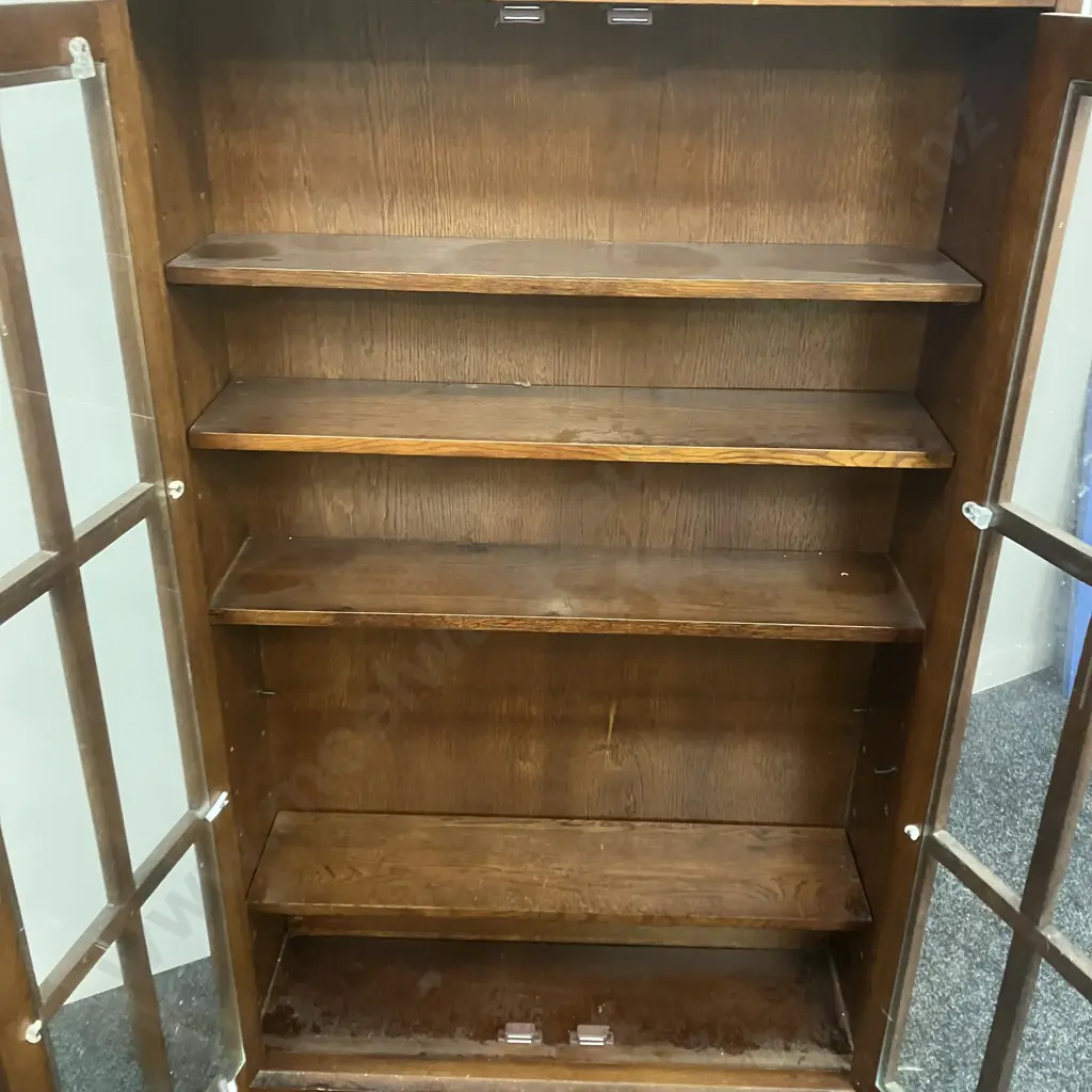 Mission Style Oak Curio Cabinet, 4 Adjustable Shelves, 2 Glass Doors, Wrought Handles. H115 W70 D20cm Image 1++