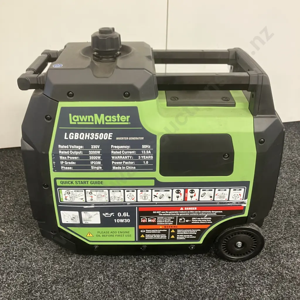 Lawnmaster LGBQH3500E Inverter Generator, Petrol, 3500W Max Power 3200W Rated Power Image 1++