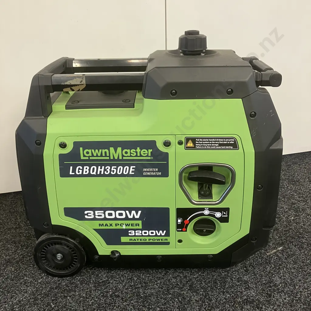 Lawnmaster LGBQH3500E Inverter Generator, Petrol, 3500W Max Power 3200W Rated Power Image 1++
