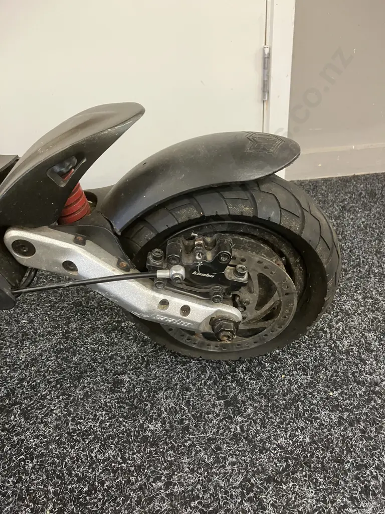 Kaabo Mantis 10 Electric Scooter Image 1++