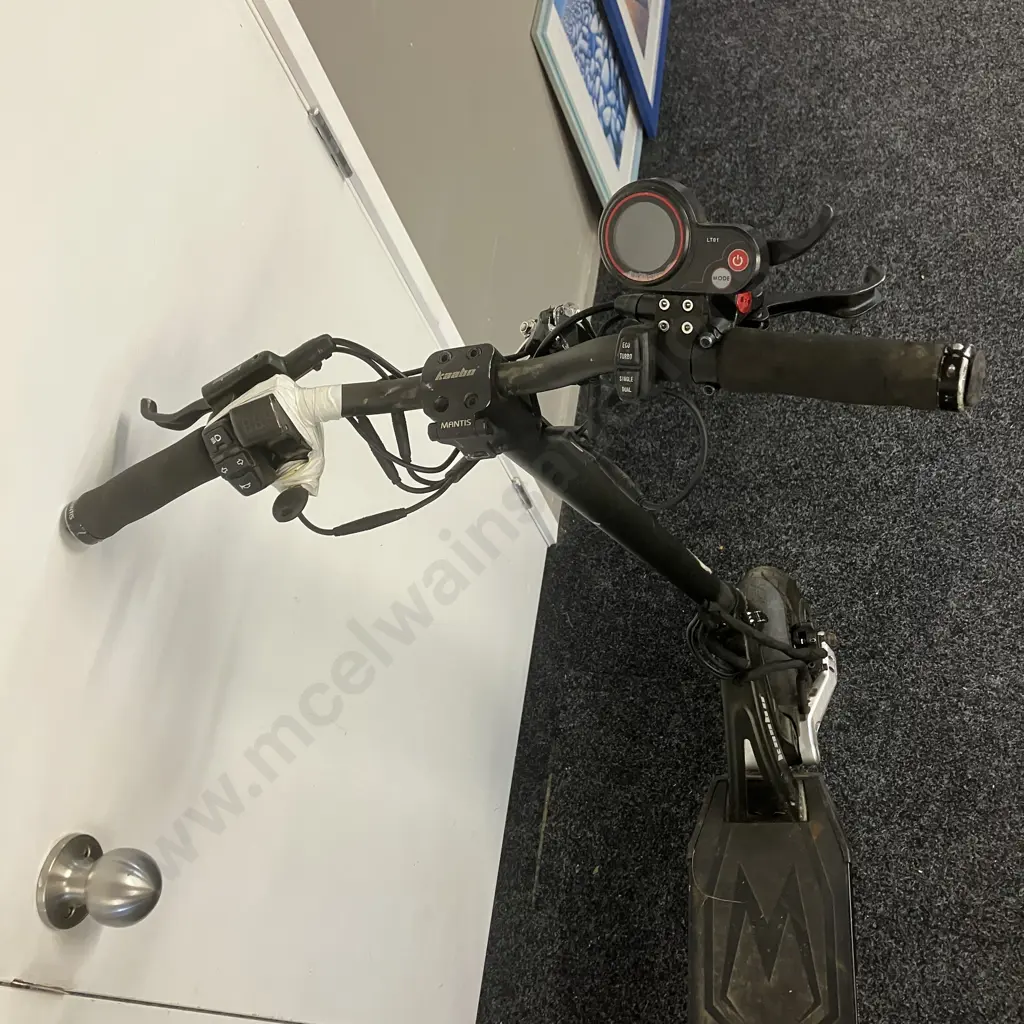Kaabo Mantis 10 Electric Scooter Image 1++