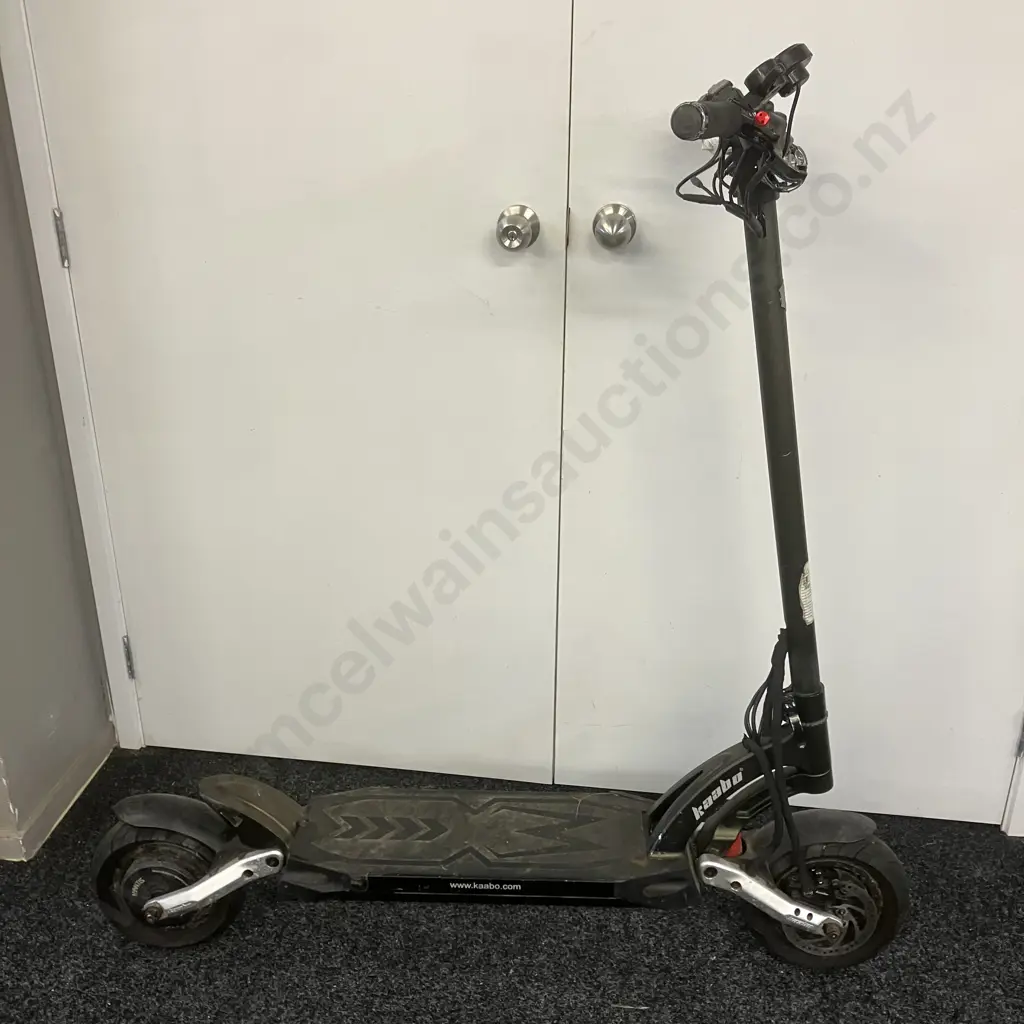 Kaabo Mantis 10 Electric Scooter Image 1++