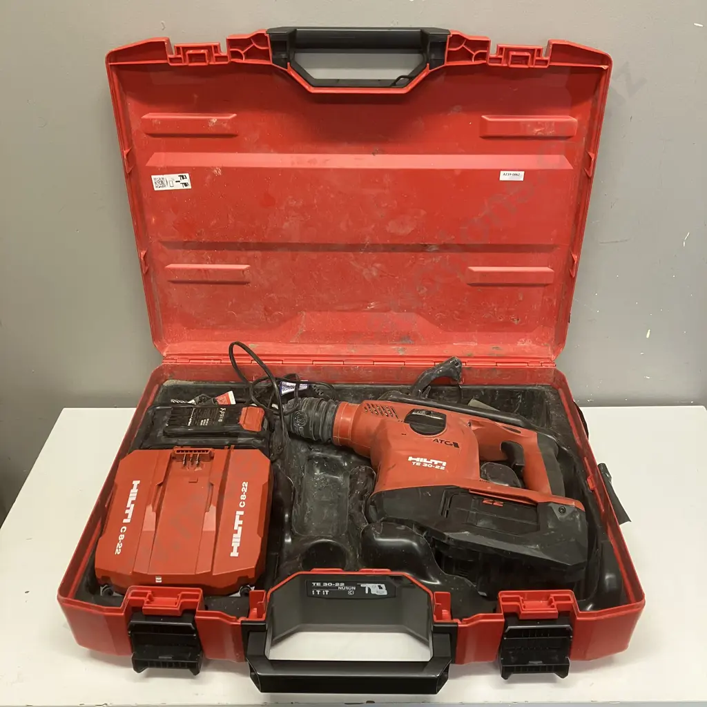 Hilti TE 30-22 Cordless Rotary Hammer, 2 x Hilti B22-255 Batteries, Hilti C 8-22 Nuron Ultimate Charger In Moulded Case Image 1++