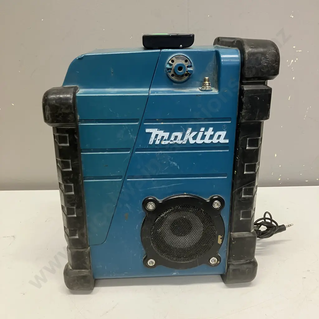 Makita DMR102 Cordless Jobsite Radio Skin Only Image 1++