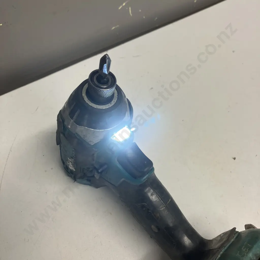 Makita 18V Cordless Drill / Driver With 3.0Ah Battery (No Charger) Image 1++