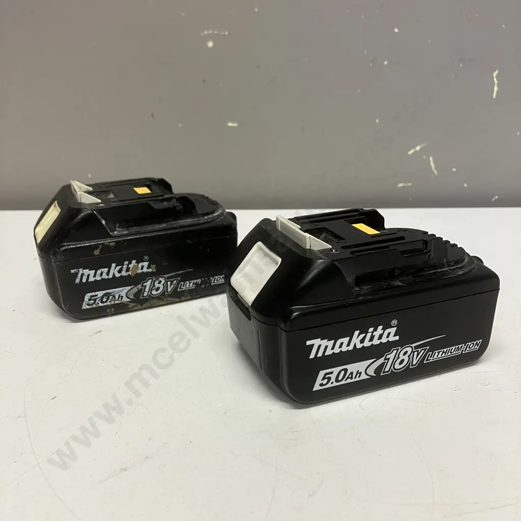Pair of Makita Batteries - Li-ion 18V 5Ah with Battery Level Gauge Image 1++