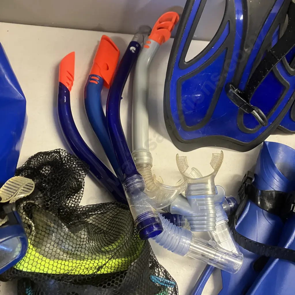 Diving Gear & Bag - Goggles, Snorkels, Flippers, Wetsuit Etc Image 1++
