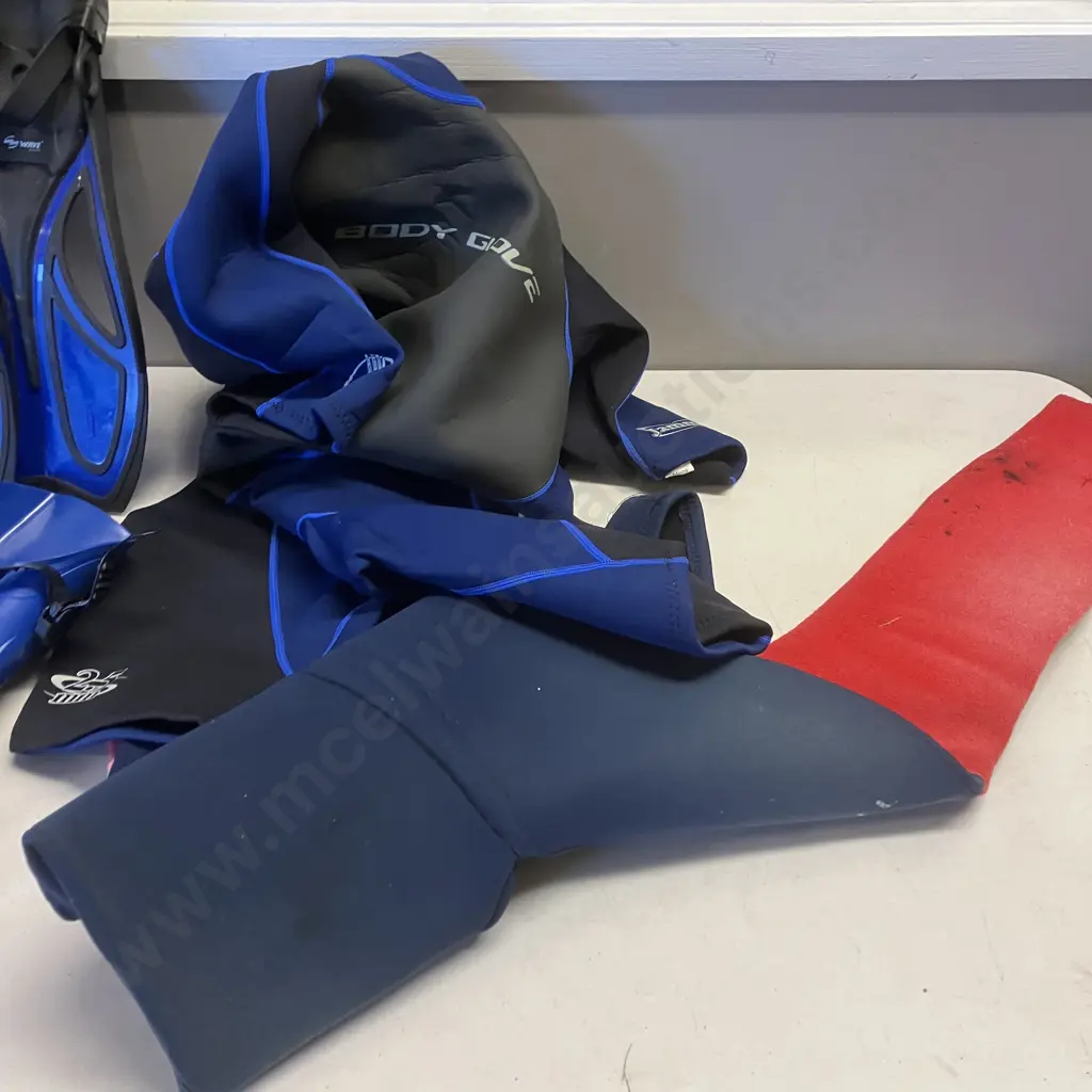 Diving Gear & Bag - Goggles, Snorkels, Flippers, Wetsuit Etc Image 1++