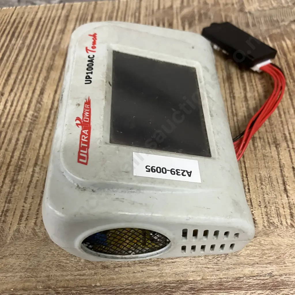 ULTRAPOWER UP100AC Touch 100W Multifunction Charger/ Discharger (Incomplete) Image 1++