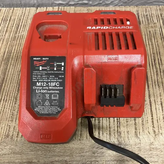 Milwaukee M12-18FC 12v And 18v Rapid Charger