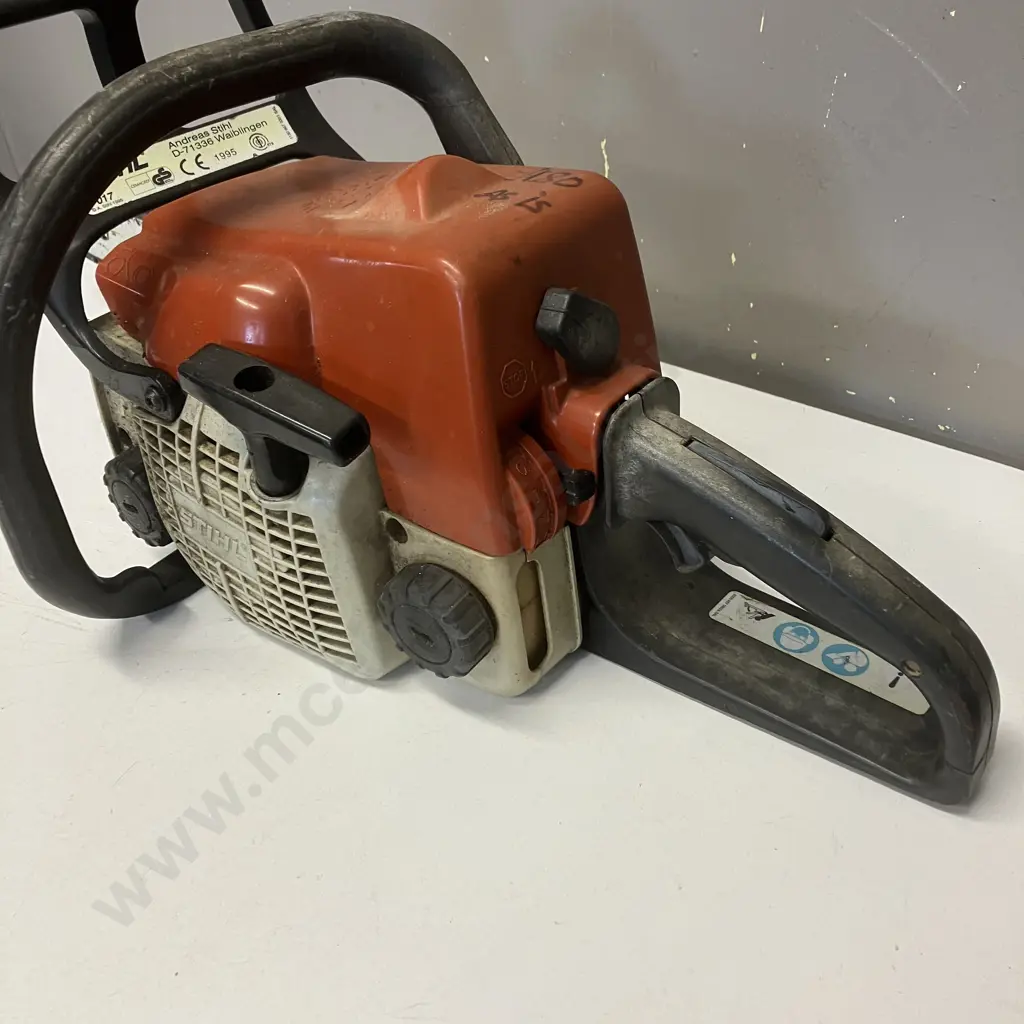 Stihl 017 Chainsaw Image 1++