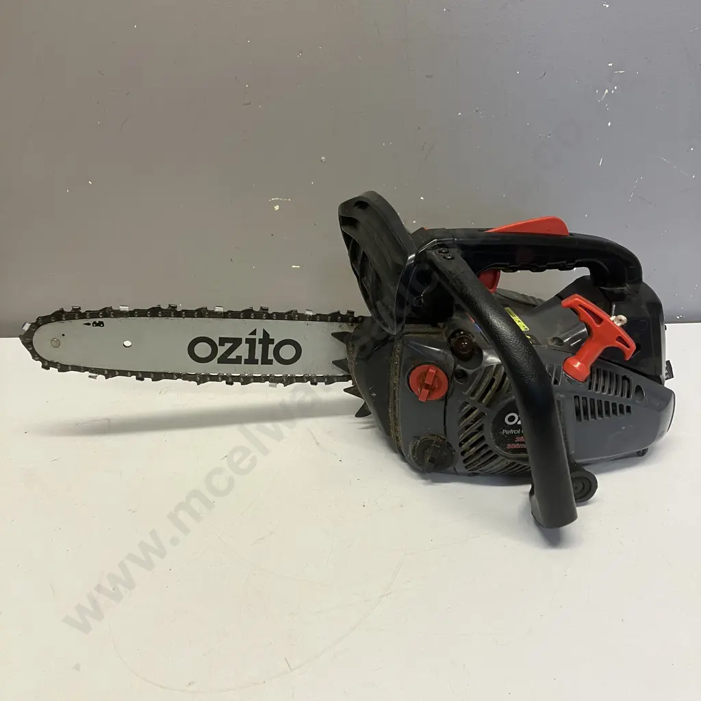 Ozito 25.4cc 305mm Petrol Chainsaw PCS-305A Image 1++