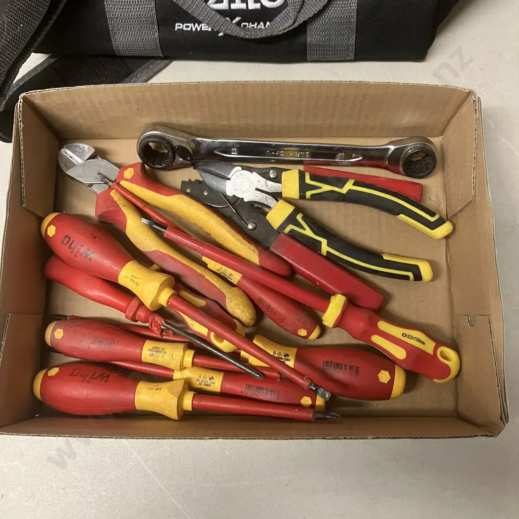 Assorted Tools Including Whia & Fuller Etc With Ozito Bag Image 1++
