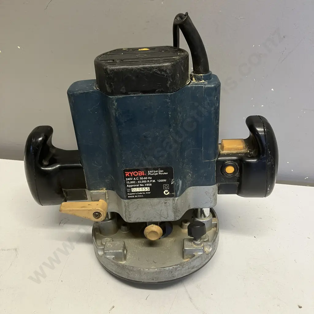Ryobi 1200W Plunge Router ERT241200 & Ozito BSR-7000 800W Belt Sander Image 1++