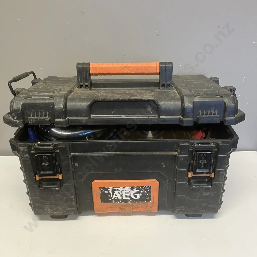 AEG Quickstack Toolbox, Electronic Items, Mako Angle Grinder Skin Only, Ozito Chargers, Blades, Tools Etc Image 1++