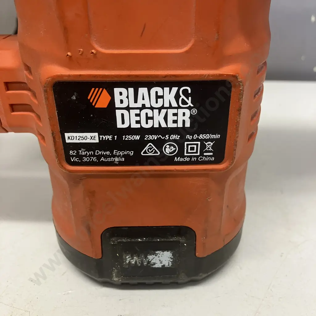 Black & Decker KD1250-XE 1250W Corded SDS Hammer Drill Image 1++