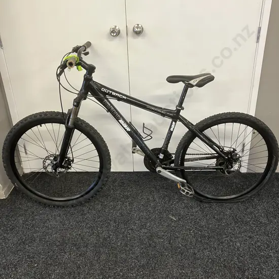 Black Diamondback Outback Bike