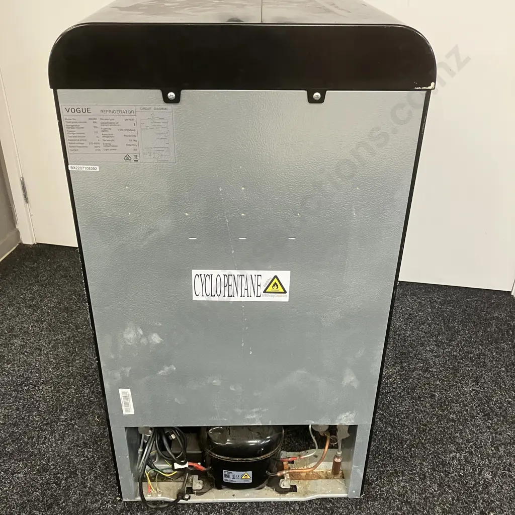 Black Vogue 86 Litre Fridge Freezer Model 354088 Image 1++