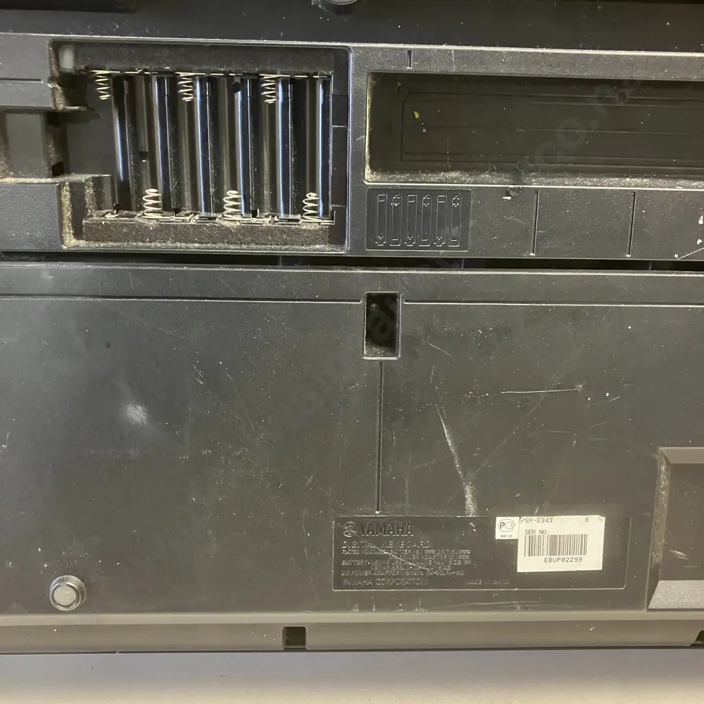 Yamaha PSR-W343 Keyboard (No Power Supply) Image 1++