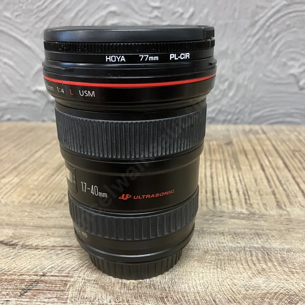 Canon EF 17-40mm F/4 L USM Lens Image 1++