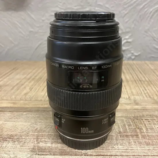Canon EF 100mm f/2.8 Macro Portrait Prime Lens EF Mount from Japan