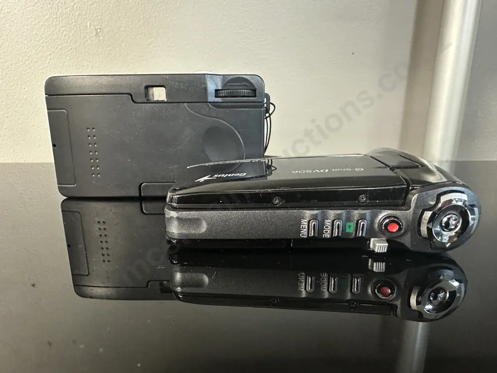 GeniusG Shot DV 506.5.0 Pixel & The Reloader Camera 35m co Image 1++